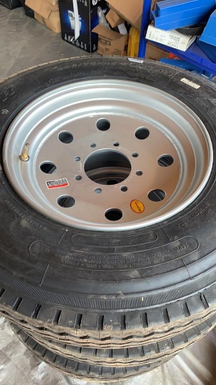 New tire 235/75 R17.5 with rim