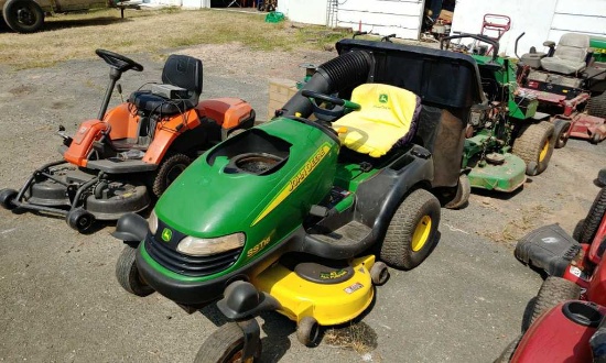 John Deere 42" mower with bagger