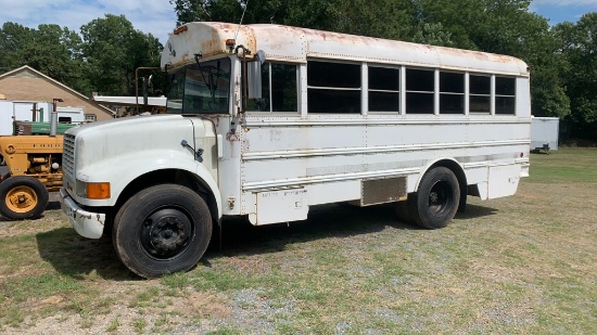 91 International bus