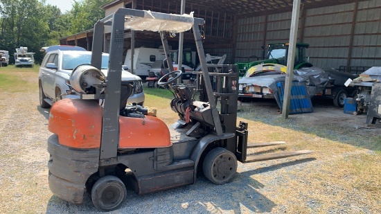 Toyota fork truck