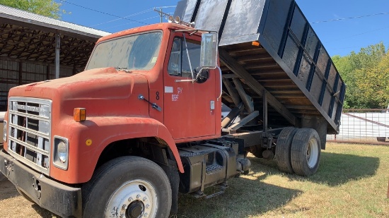 1980 International dump truck