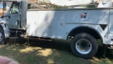 2006 International bucket truck wrecked