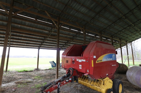 New Holland BR7060 Hay Baler