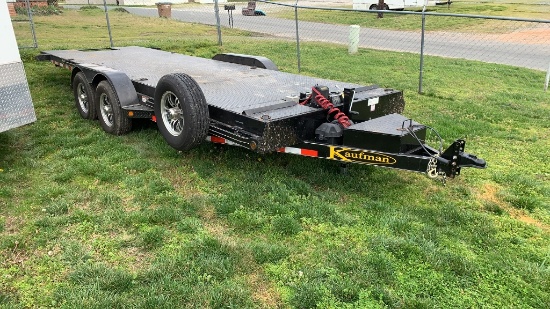 2018 Kaufman 22’ tilt deck car hauler