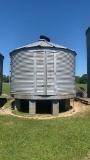 Metal grain bin