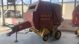 New Holland 644 Baler