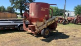 New Holland 357 hammer mill