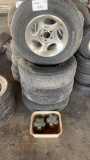Set of 4 tires and rims center caps