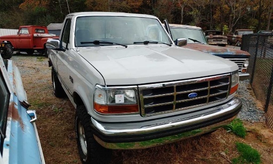 1995 Ford F150 XLT 4x4 - Runs & Drives