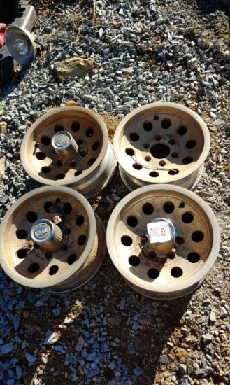 (4) 15" Jeep aluminum wheels