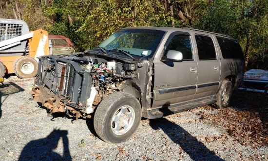 2001 GMC Yukon XL Wrecked