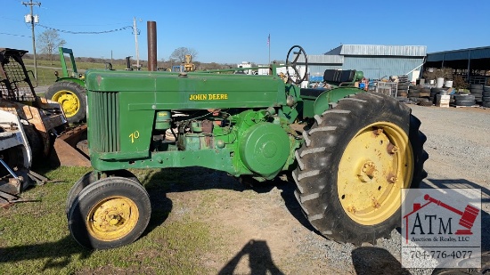 John Deere 70