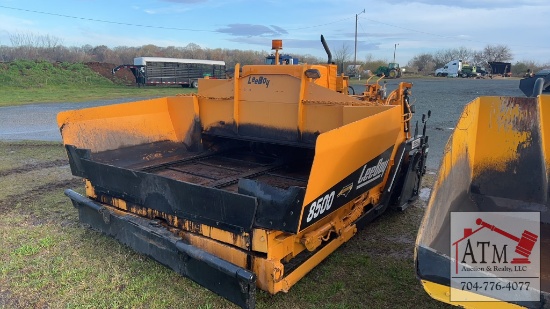 Leeboy L8500 T paving machine