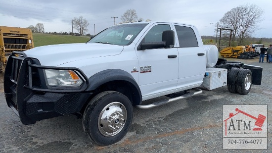 2014 Dodge RAM 5500 Crew Cab and Chassis
