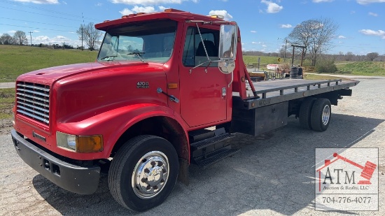 1999 International 4700 rollback
