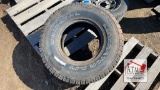 (1) 31x10.50 R15 Tire