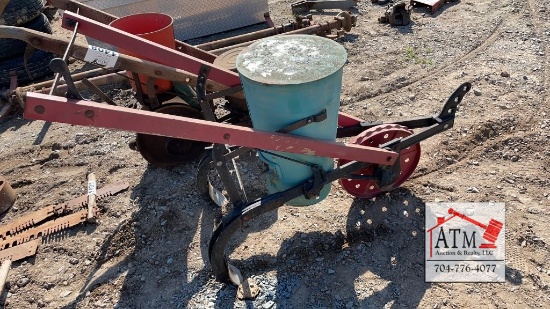 Old Fashioned Planter
