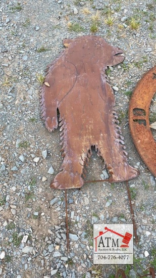 Metal Standup Bear
