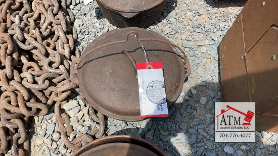Cast Iron Domed Lid Pot
