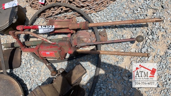 (3) Manual Fuel Pumps