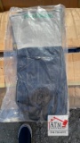 Box of Plow and Hearth XL Gloves 40 Pairs