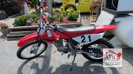 2004 CRF100