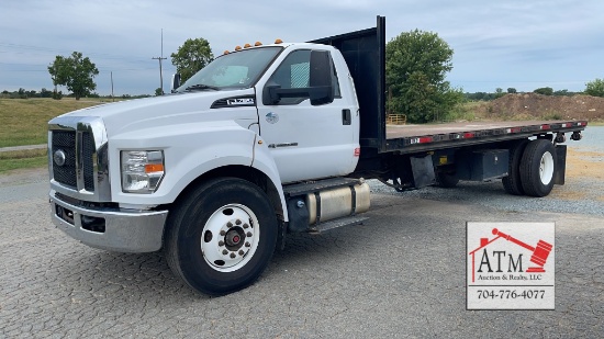 2016 Ford F-750 Dump Bed