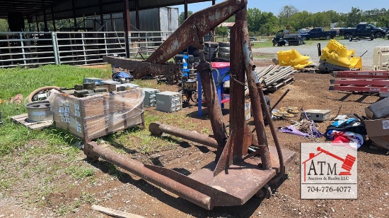 Hydraulic Engine Hoist
