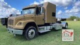 2000 Freightliner FL106 - NONRUNNING