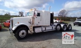 2006 Freightliner Classic - Wet Line w/ 3rd Axle