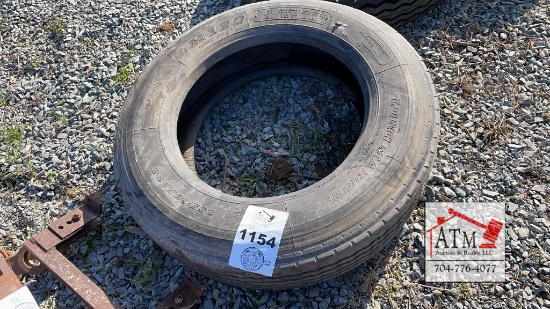 NEW 255/70R22.5 Tire