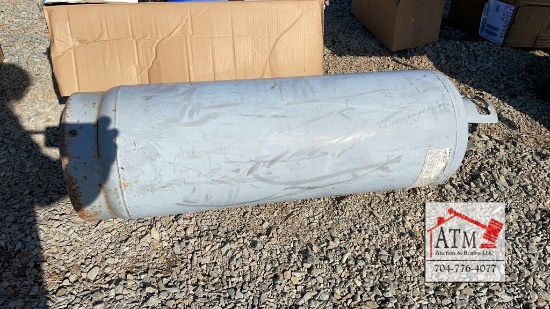 100 LB Propane Tank