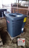 NEW Goodman 1 1/2 Ton Heat Pump
