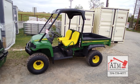 HPx John Deere Gator 4x4 w/ Power Dump
