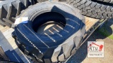 (1) NEW 14-17.5 Skidsteer Tire