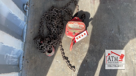 1 1/2 Ton Chain Hoist