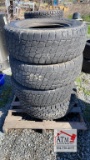 (4) 285/70R17 Tires