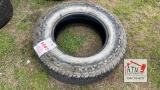 (1) 265/70R18 Tire