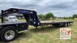 2018 Load Trail 32' Gooseneck Trailer