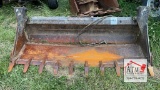 4-in-1 Skidsteer Bucket