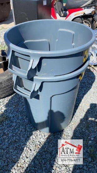 (2) NEW Brute Trashcans
