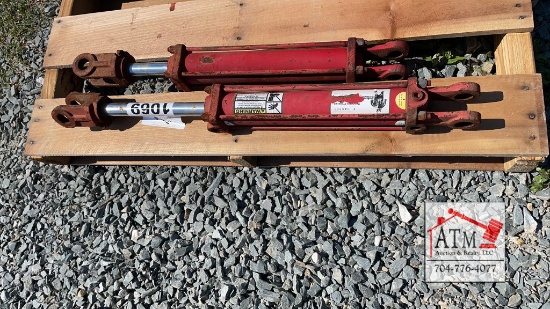 (2) Hydraulic Cylinders