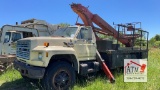 1992 Ford F800 Bucket Truck (Non-Running)