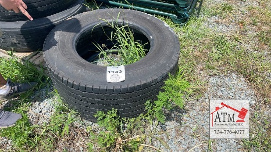 445/50R22.5 Tire