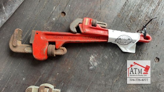 (2) Pipe Wrenches