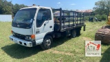 Isuzu NPR Cabover Truck (Non-Running)