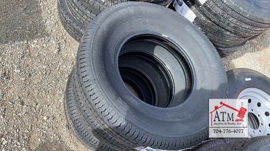 (1) NEW 225/75R-15 10-Ply Tire Only