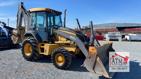 John Deere 410J Loader Backhoe 4X4 w/ 92" Bucket
