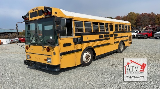 2001 Thomas Built School Bus