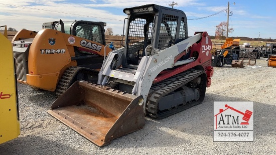 Takeuchi TL140 Loader w/ 72” Bucket